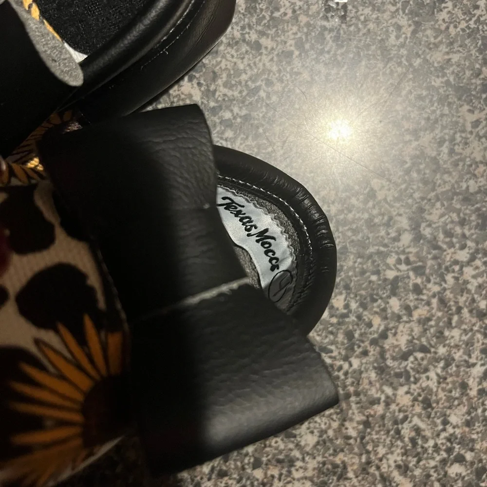 Texas Moccs - Picture 2 of 3